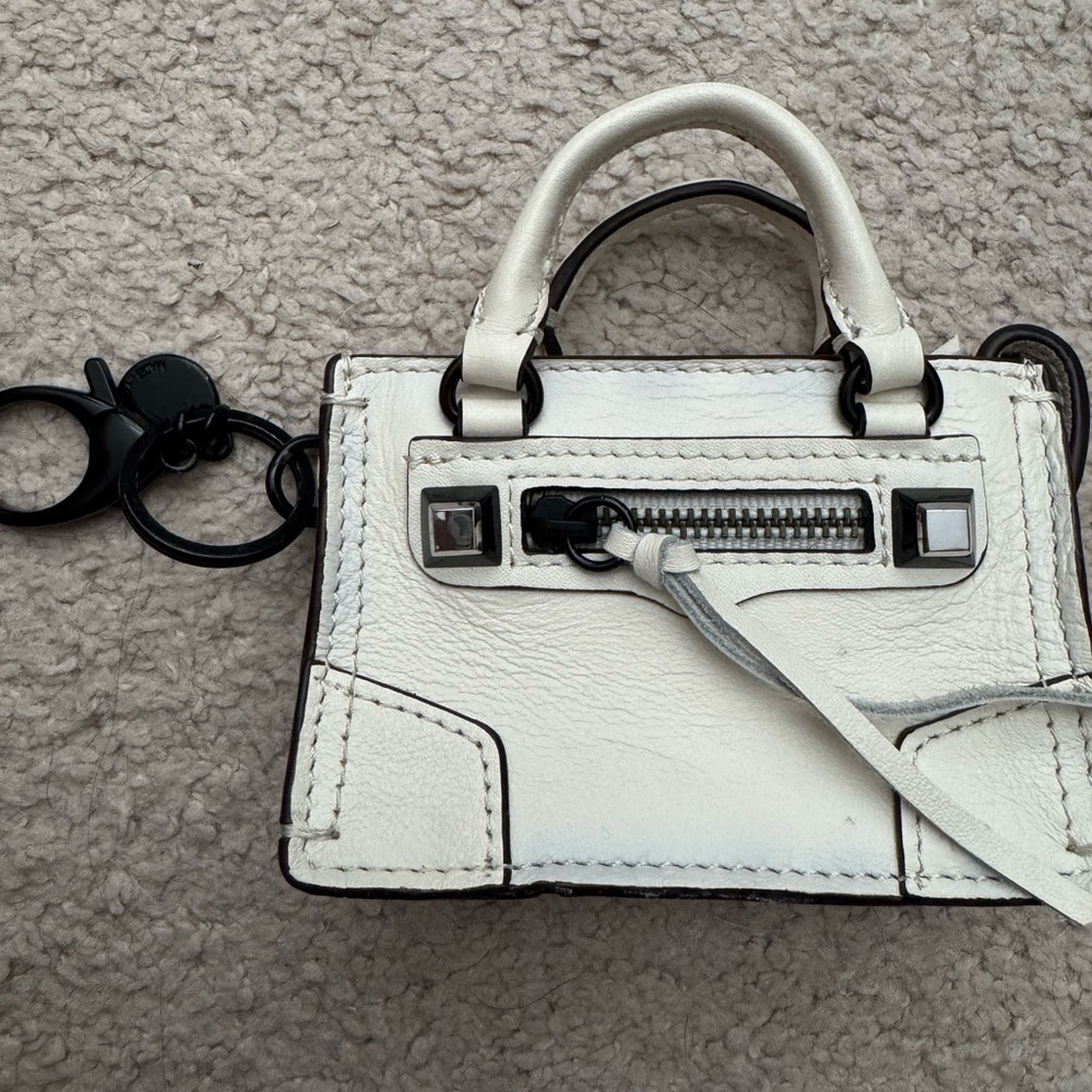 Rebecca Minkoff Mini White Leather Handbag/Walley/Bag Charm with Keyring